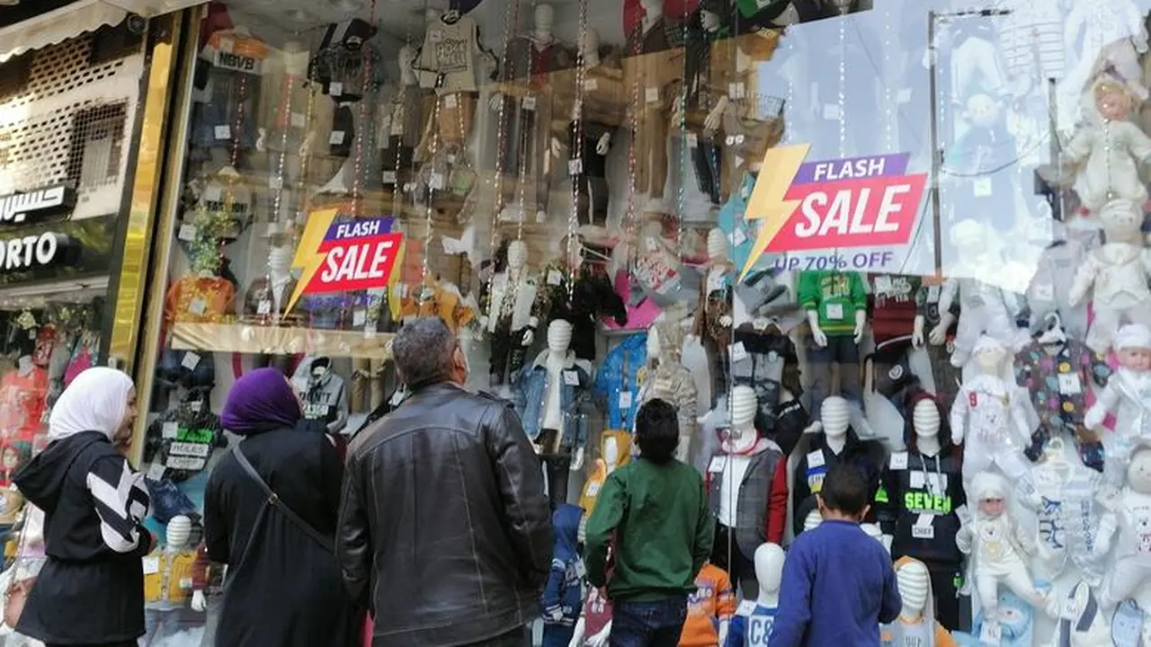 موعد مرتقب.. انتهاء الأوكازيون الشتوي قبل بدء موسم عيد الفطر بخصومات 70%